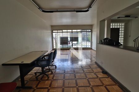 Sala de casa à venda com 6 quartos, 370m² em Pinheiros, São Paulo