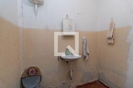 Casa à venda com 249m², 4 quartos e 3 vagas Casa à venda com 249m², 4 quartos e 3 vagasBanheiro 2