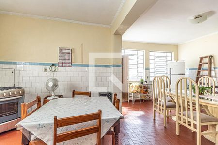 Casa à venda com 249m², 4 quartos e 3 vagas Casa à venda com 249m², 4 quartos e 3 vagasCozinha 1