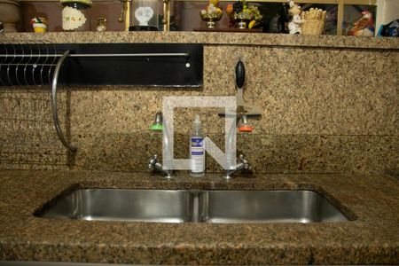 Casa para alugar com 300m², 3 quartos e 3 vagas Casa para alugar com 300m², 3 quartos e 3 vagasCozinha