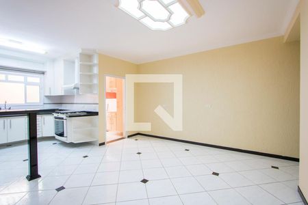 Casa à venda com 174m², 3 quartos e 2 vagasCopa