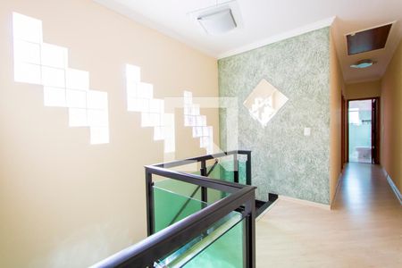 Casa à venda com 174m², 3 quartos e 2 vagasCorredor