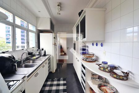 Apartamento à venda com 130m², 3 quartos e 2 vagasCozinha