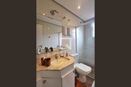 Apartamento à venda com 130m², 3 quartos e 2 vagasBanheiro Social