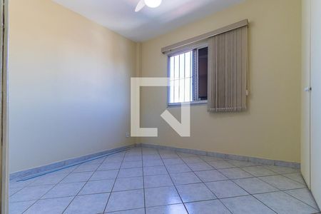 Apartamento à venda com 97m², 3 quartos e 1 vagaQuarto 2