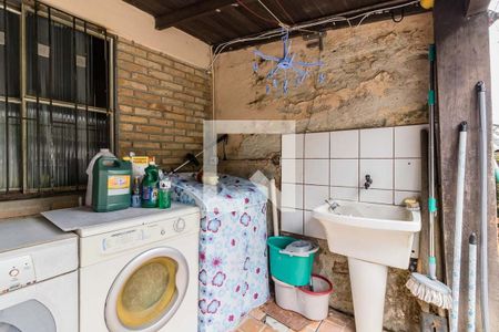 Casa à venda com 153m², 3 quartos e 2 vagas Casa à venda com 153m², 3 quartos e 2 vagasDetalhe da area de serviço