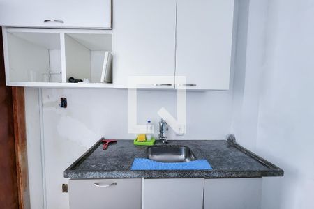 Cozinha de apartamento para alugar com 1 quarto, 28m² em Centro, Rio de Janeiro