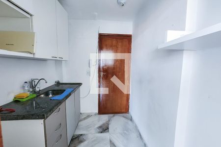 Cozinha de apartamento para alugar com 1 quarto, 28m² em Centro, Rio de Janeiro