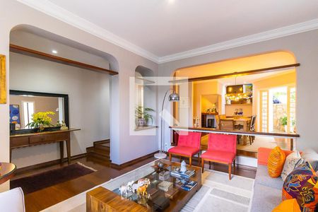 Sala de estar de casa à venda com 4 quartos, 300m² em Vila Brandina, Campinas