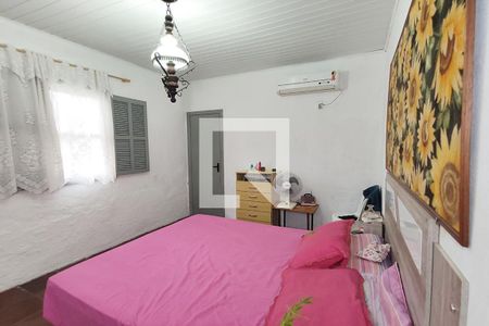 Casa à venda com 120m², 3 quartos e 2 vagasQuarto 2 Suíte