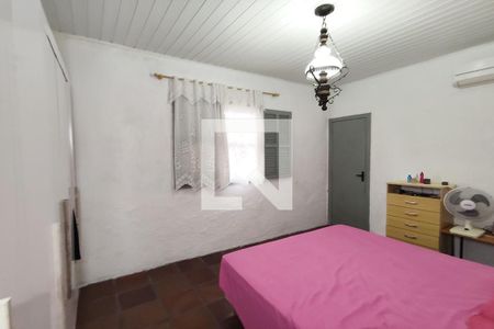 Casa à venda com 120m², 3 quartos e 2 vagasQuarto 2 Suíte