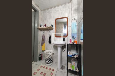 Casa à venda com 120m², 3 quartos e 2 vagasBanheiro da Suíte