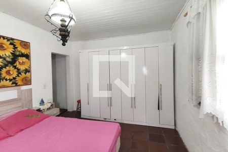 Casa à venda com 120m², 3 quartos e 2 vagasQuarto 2 Suíte