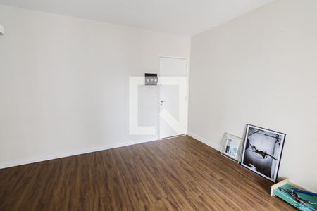 Apartamento para alugar com 80m², 3 quartos e 1 vaga Apartamento para alugar com 80m², 3 quartos e 1 vagaSala
