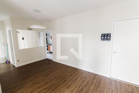 Apartamento para alugar com 80m², 3 quartos e 1 vaga Apartamento para alugar com 80m², 3 quartos e 1 vagaSala