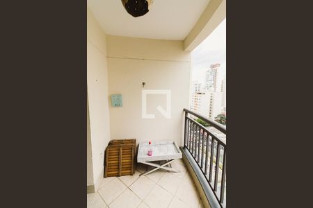 Apartamento para alugar com 80m², 3 quartos e 1 vaga Apartamento para alugar com 80m², 3 quartos e 1 vagaVaranda