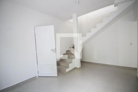 Sala de casa para alugar com 4 quartos, 300m² em Lauzane Paulista, São Paulo