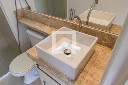Apartamento para alugar com 70m², 2 quartos e 2 vagasDetalhe do Banheiro Social