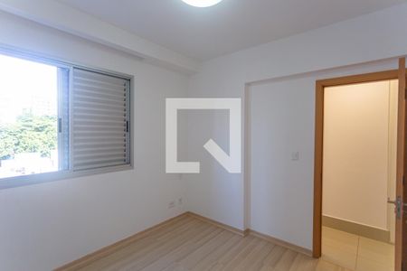 Apartamento para alugar com 95m², 3 quartos e 2 vagasQuarto