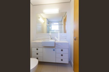 Apartamento para alugar com 95m², 3 quartos e 2 vagasBanheiro