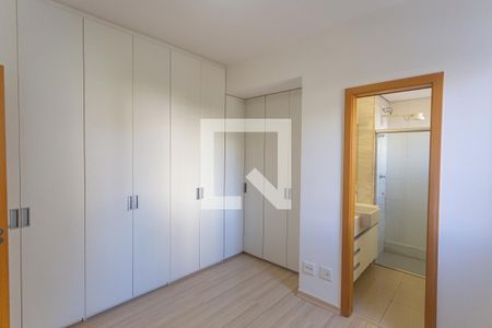 Apartamento para alugar com 95m², 3 quartos e 2 vagasQuarto