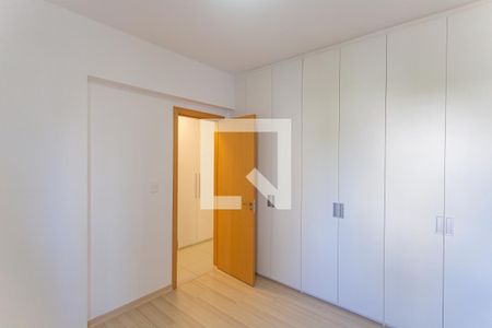 Apartamento para alugar com 95m², 3 quartos e 2 vagasQuarto