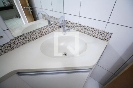 Apartamento à venda com 50m², 2 quartos e 1 vaga Apartamento à venda com 50m², 2 quartos e 1 vagaBanheiro Social