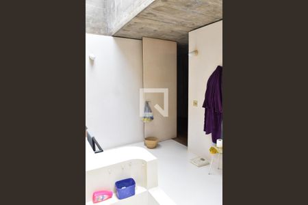 Casa à venda com 1879m², 8 quartos e 8 vagasBanheiro da Suíte