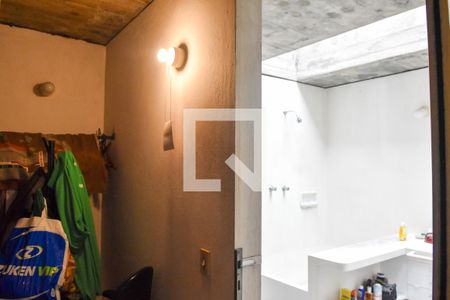 Casa à venda com 1879m², 8 quartos e 8 vagasEntrada do Banheiro da Suíte