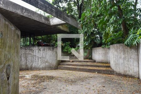 Casa à venda com 1879m², 8 quartos e 8 vagasPiscina