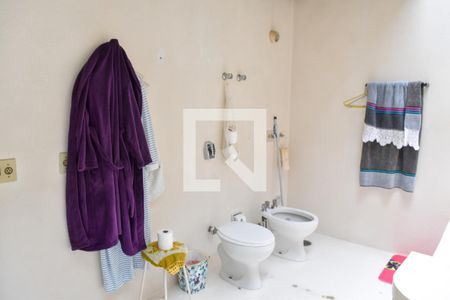 Casa à venda com 1879m², 8 quartos e 8 vagasBanheiro da Suíte