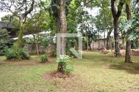 Casa à venda com 1879m², 8 quartos e 8 vagasQuintal