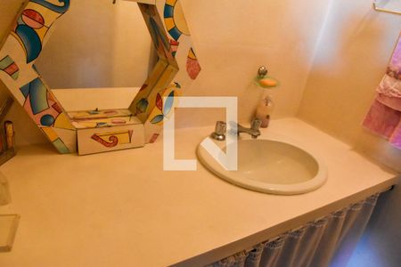 Casa à venda com 1879m², 8 quartos e 8 vagasLavabo