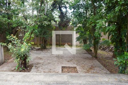 Casa à venda com 1879m², 8 quartos e 8 vagasFundos da Casa