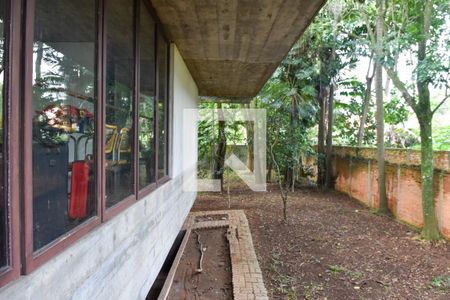 Casa à venda com 1879m², 8 quartos e 8 vagasSaída da Cozinha