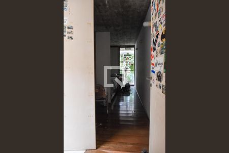 Casa à venda com 1879m², 8 quartos e 8 vagasEntrada para o Banheiro Social