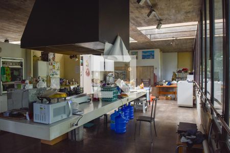 Casa à venda com 1879m², 8 quartos e 8 vagasCozinha