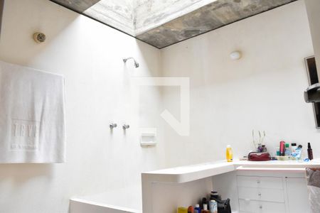 Casa à venda com 1879m², 8 quartos e 8 vagasBanheiro da Suíte