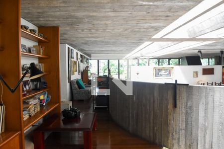 Sala 2 de casa à venda com 8 quartos, 1879m² em Jardim Santa Helena, São Paulo