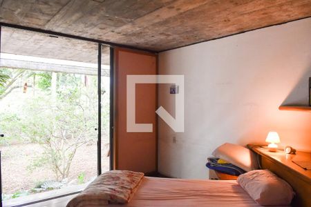 Casa à venda com 1879m², 8 quartos e 8 vagasQuarto 2 - Suíte