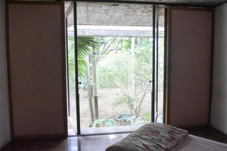 Casa à venda com 1879m², 8 quartos e 8 vagasQuarto 2 - Suíte