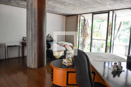 Casa à venda com 1879m², 8 quartos e 8 vagasQuarto 1 - Suíte