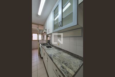 Apartamento à venda com 75m², 2 quartos e 2 vagasCozinha