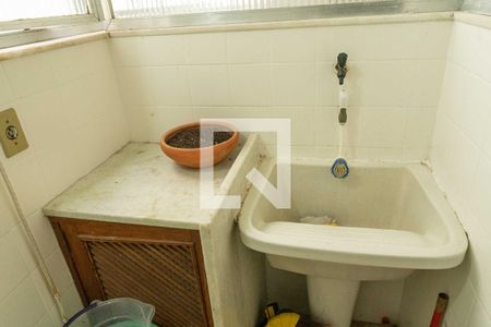 Apartamento à venda com 175m², 3 quartos e 1 vagaÁrea de Serviço