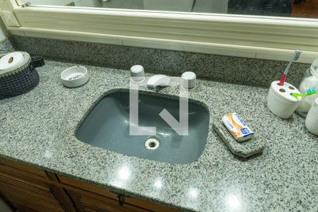 Apartamento à venda com 175m², 3 quartos e 1 vagaBanheiro 1