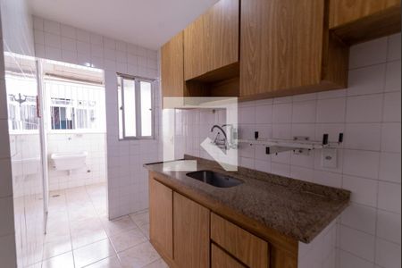 Apartamento à venda com 70m², 2 quartos e 2 vagas Apartamento à venda com 70m², 2 quartos e 2 vagasCozinha