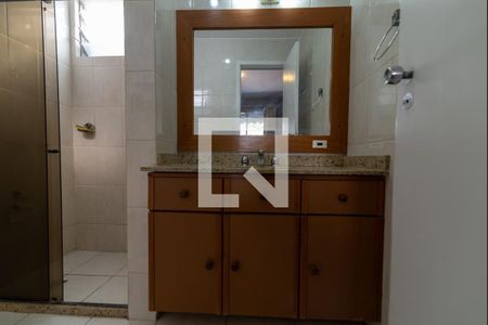 Apartamento à venda com 70m², 2 quartos e 2 vagas Apartamento à venda com 70m², 2 quartos e 2 vagasBanheiro da Suíte