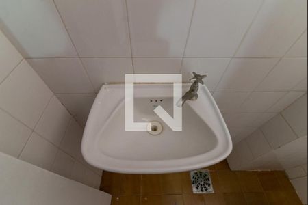 Apartamento à venda com 70m², 2 quartos e 2 vagas Apartamento à venda com 70m², 2 quartos e 2 vagasBanheiro de Serviço