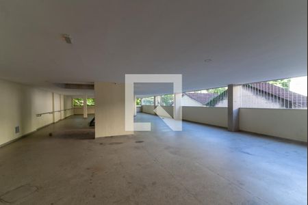 Apartamento à venda com 70m², 2 quartos e 2 vagas Apartamento à venda com 70m², 2 quartos e 2 vagasÁrea Comum - Playground