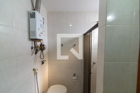 Apartamento à venda com 70m², 2 quartos e 2 vagas Apartamento à venda com 70m², 2 quartos e 2 vagasBanheiro da Suíte
